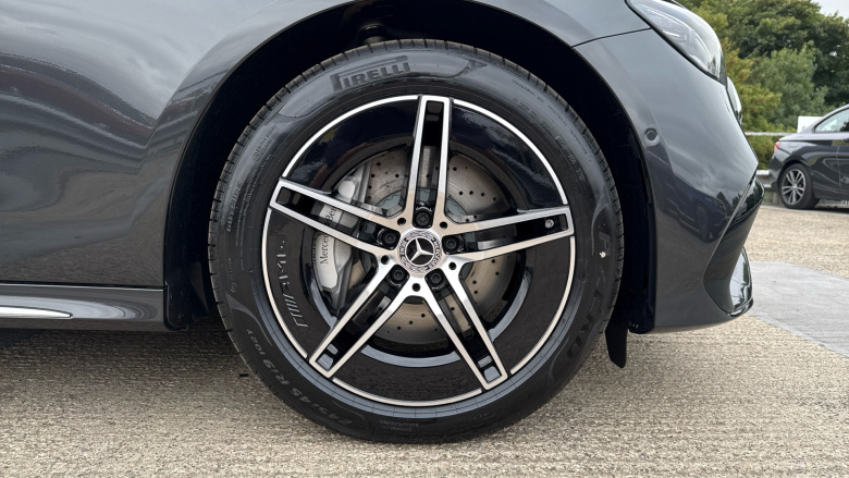 Mercedes-Benz E-Class E300de AMG Line Premium 4dr 9G-Tronic [Pan Roof] Saloon